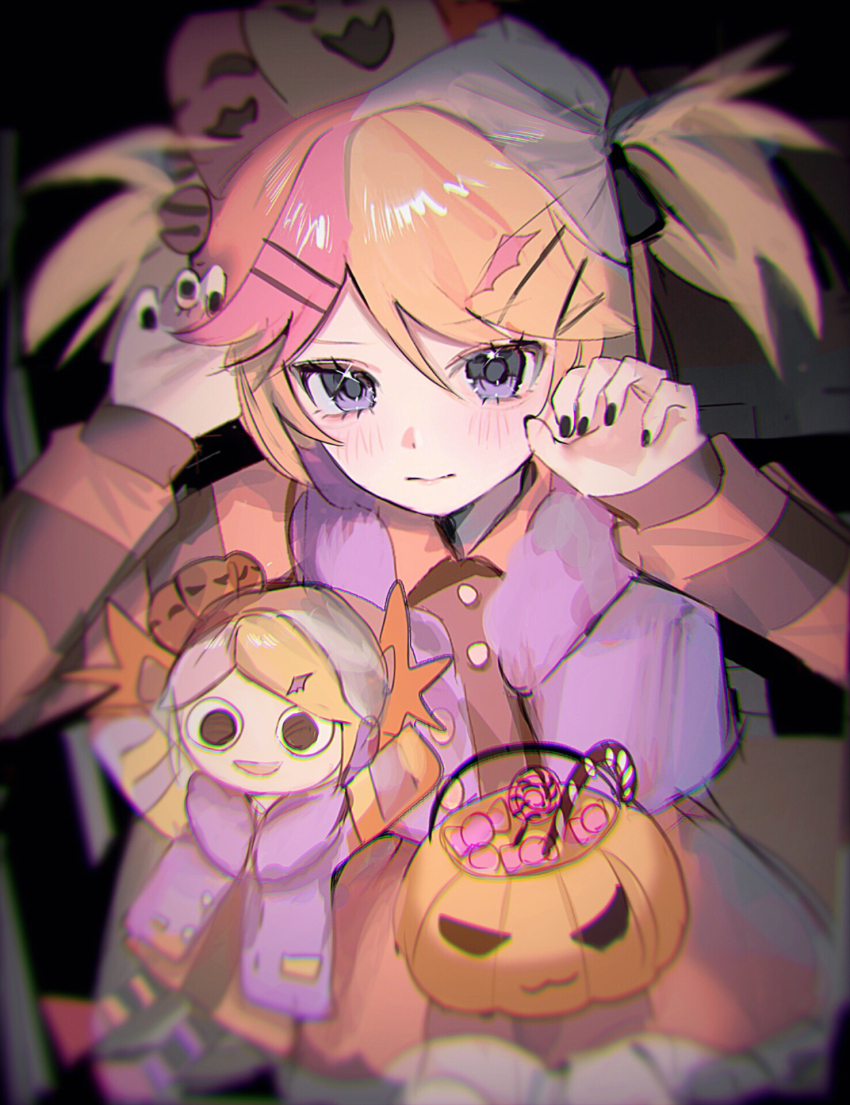 1girl bat_hair_ornament black_nails blonde_hair candy character_doll claw_pose dress food hair_ornament hair_ribbon hairclip happy_halloween_(vocaloid) highres hiiragi_xoxo jack-o&#039;-lantern_ornament jacket kagamine_rin looking_at_viewer multicolored_hair pumpkin_hat purple_eyes ribbon short_twintails solo spotlight streaked_hair striped_clothes striped_sleeves twintails vocaloid wing_hair_ornament