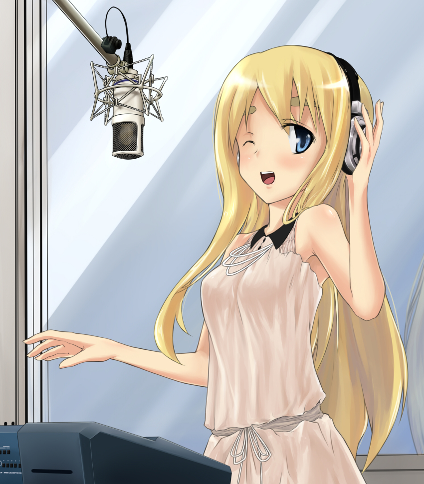 1girl blonde_hair blue_eyes female_focus headphones highres indoors instrument k-on! kotobuki_tsumugi long_hair microphone rinkzea solo studio_microphone synthesizer wink