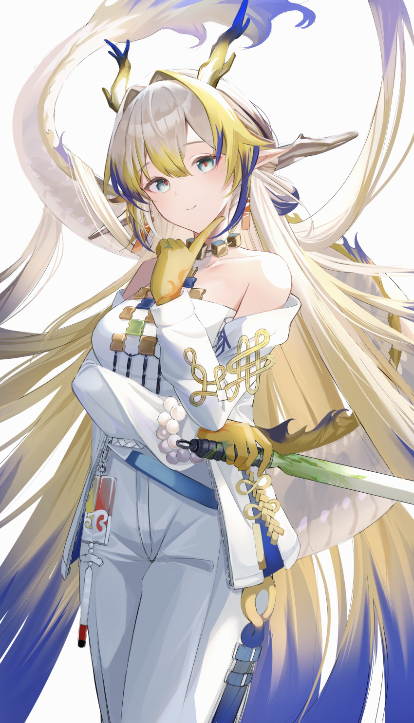 1girl absurdres arknights belt blonde_hair blue_belt blue_eyes bracelet dragon_girl dragon_horns dragon_tail finger_to_own_chin gloves gold_trim highres holding holding_sword holding_weapon horns jacket jewelry multicolored_hair necklace ohagi_umeume pants purple_hair red_pupils shirt shu_(arknights) smile solo strapless sword tail tube_top weapon white_background white_hair white_jacket white_pants white_shirt white_tube_top yellow_gloves