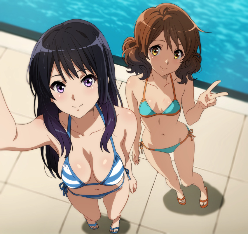 2girls bikini black_hair breasts brown_eyes brown_hair flip-flops fluffy_hair hibike!_euphonium highres kousaka_reina looking_at_viewer multiple_girls navel oumae_kumiko outdoors pool poolside purple_eyes sandals sbel02 selfie side-tie_bikini_bottom smile striped_bikini striped_clothes swimsuit v