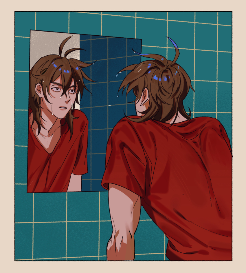 1boy antenna_hair black_eyes border brown_hair commentary_request gogoma_bbong hair_between_eyes highres indoors isoi_reiji korean_commentary looking_at_mirror male_focus medium_hair mirror red_shirt saibou_shinkyoku sanpaku shirt short_sleeves t-shirt tile_wall tiles toned toned_male upper_body wet wet_hair white_border