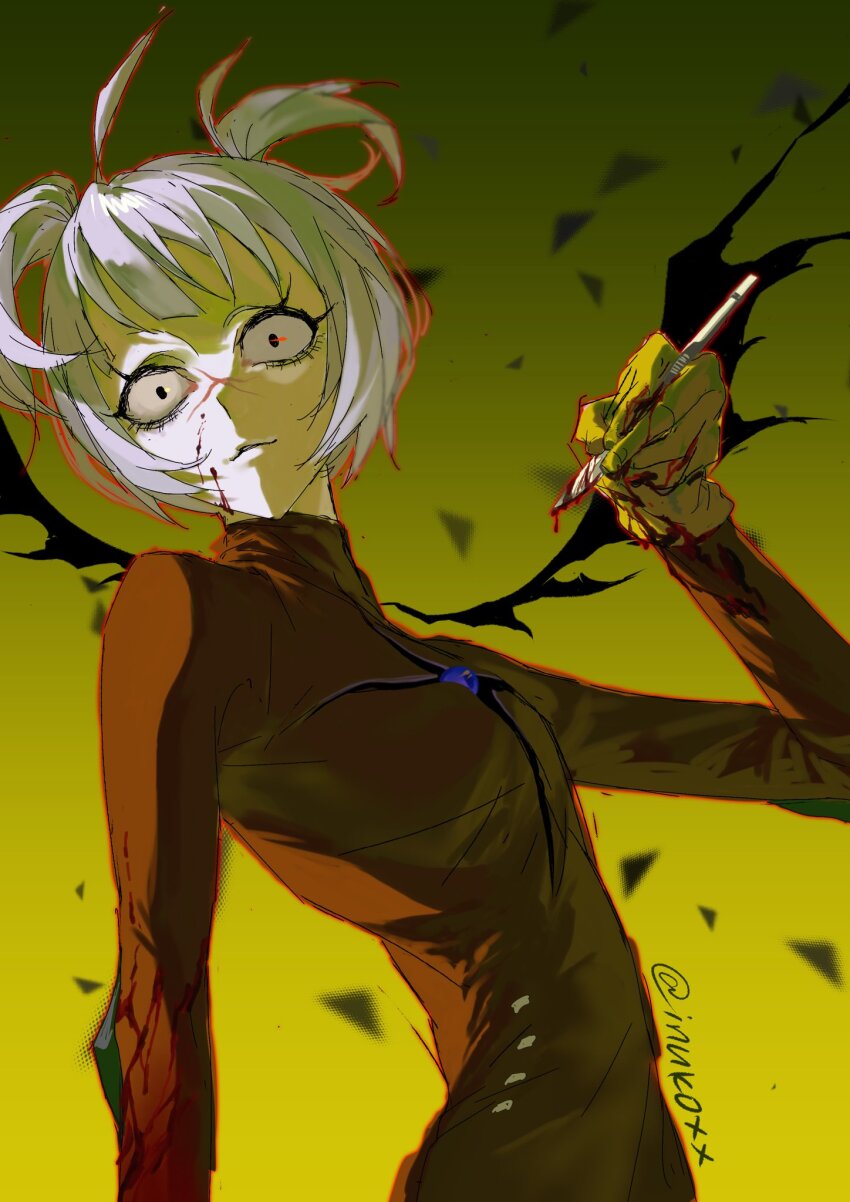 1girl black_eyes blood blood_on_hands commentary_request constricted_pupils gloves gradient_background green_background highres holding_scalpel inukoxx77 looking_at_viewer original rubber_gloves scalpel short_hair short_twintails solo turtleneck twintails upper_body white_hair wings