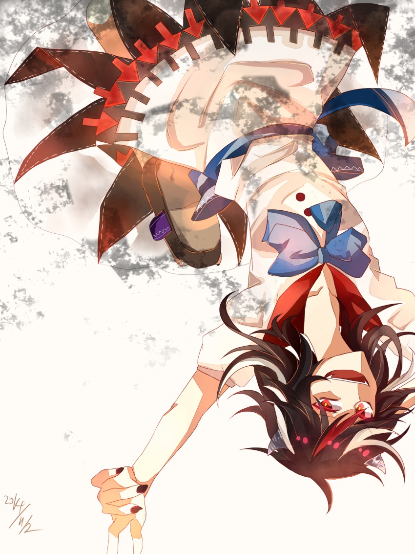 1girl arrow_(symbol) black_hair bow dress female_focus grey_horns highres horns kijin_seija multicolored_hair open_mouth red_eyes red_hair short_hair smile solo streaked_hair touhou upside-down white_hair yasei_akazome