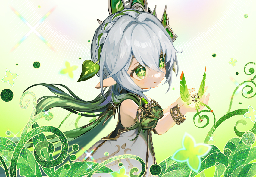 1girl absurdres artist_name blush bracelet braid bug cape closed_mouth commentary_request cross-shaped_pupils crystalfly_(genshin_impact) detached_sleeves diffraction_spikes dress eyelashes floating_hair genshin_impact gold_trim gradient_background gradient_hair grass green_background green_cape green_dress green_eyes green_hair green_sleeves hair_between_eyes hair_intakes hair_ornament hands_up highres jewelry leaf leaf_hair_ornament long_hair multicolored_hair nahida_(genshin_impact) new_(new_gnsn) plant pointy_ears short_sleeves side_ponytail sidelocks signature simple_background single_braid sleeveless sleeveless_dress smile solo sparkle streaked_hair symbol-shaped_pupils twitter_username watermark white_dress white_hair