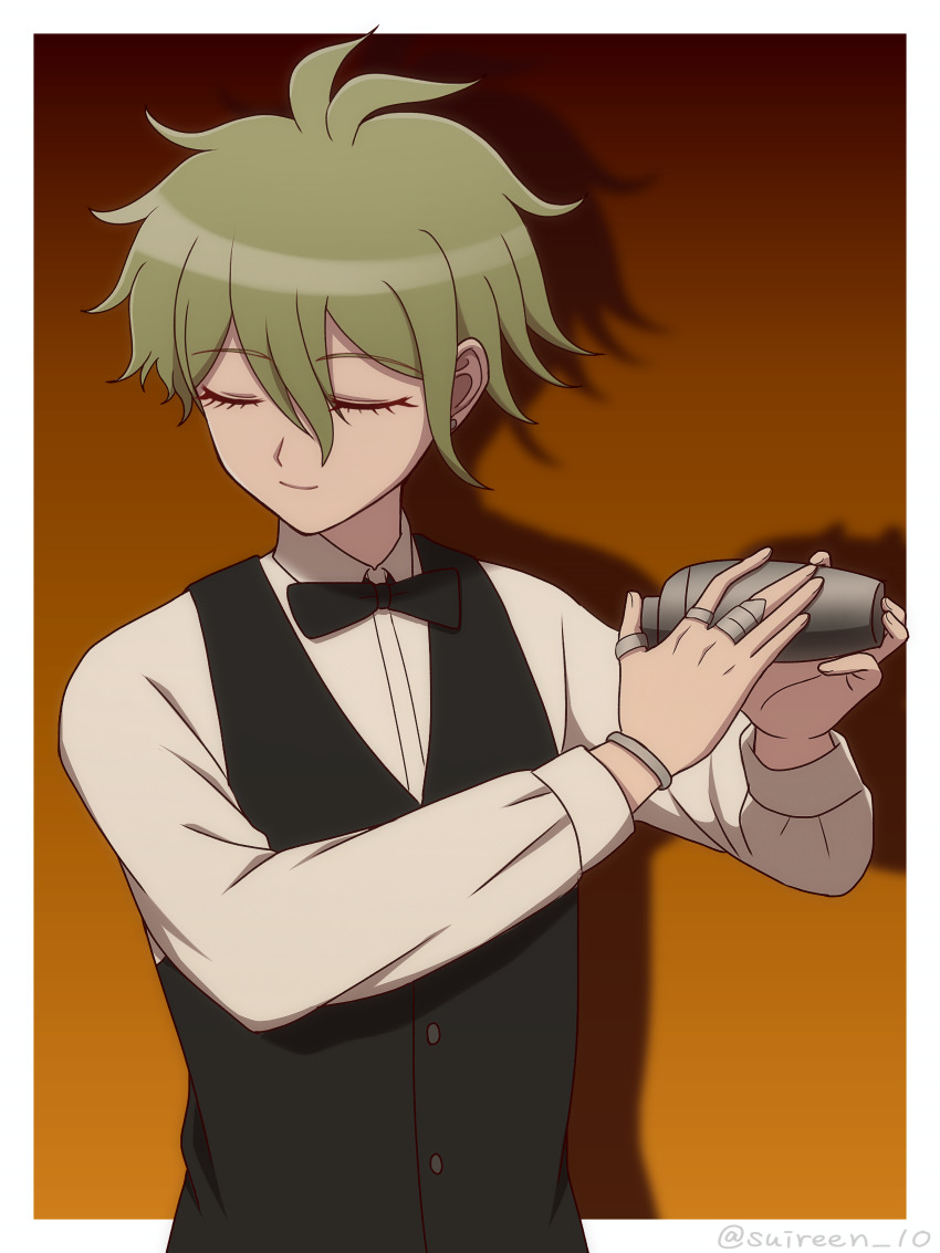 1boy absurdres alternate_costume amami_rantaro antenna_hair black_bow black_bowtie black_vest border bow bowtie bracelet closed_mouth danganronpa_(series) danganronpa_v3:_killing_harmony facing_to_the_side gradient_background green_hair hair_between_eyes highres holding jewelry long_sleeves male_focus mixing orange_background ring shaking shirt short_hair smile solo suiren_yurei upper_body vest white_border white_shirt