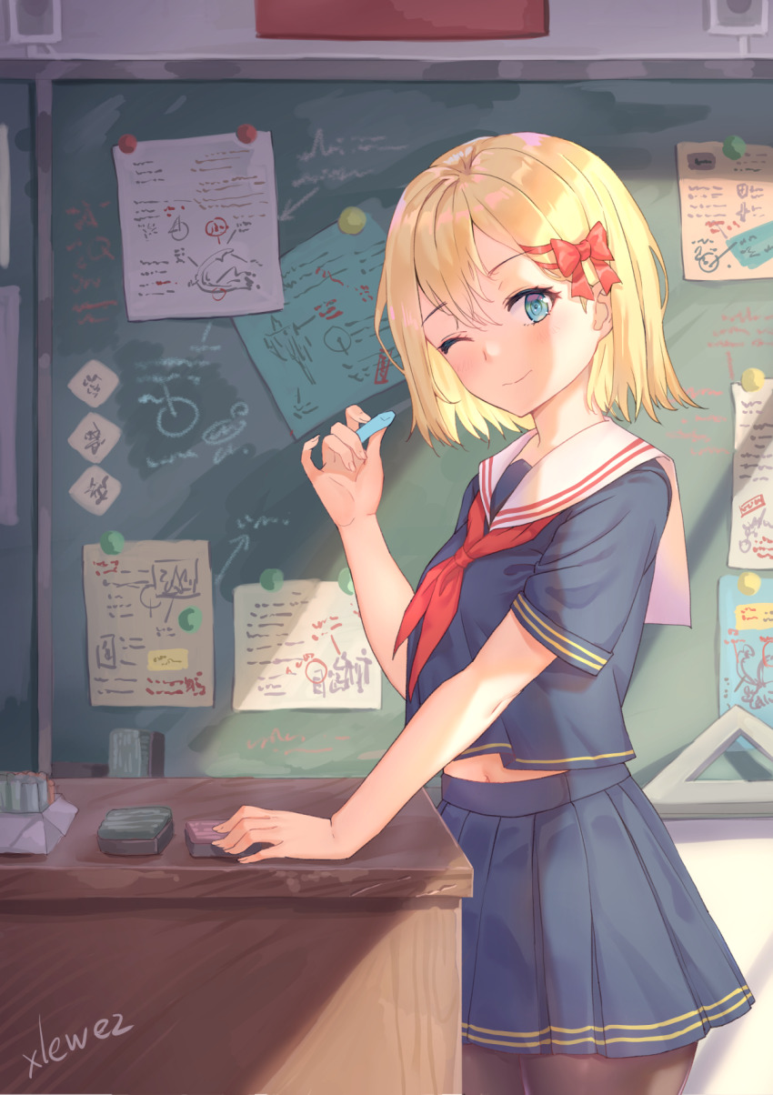 1girl artist_name black_shirt black_skirt blonde_hair blue_eyes bow brown_pantyhose chalk chalkboard closed_mouth cowboy_shot desk from_side hair_between_eyes hair_bow hand_on_table hand_up holding holding_chalk indoors light_blush looking_at_viewer looking_to_the_side midriff_peek miniskirt navel neckerchief one_eye_closed original pantyhose pleated_skirt red_bow red_neckerchief sailor_collar school_uniform serafuku shirt short_hair short_sleeves skirt smile solo standing sunlight white_sailor_collar xlewez