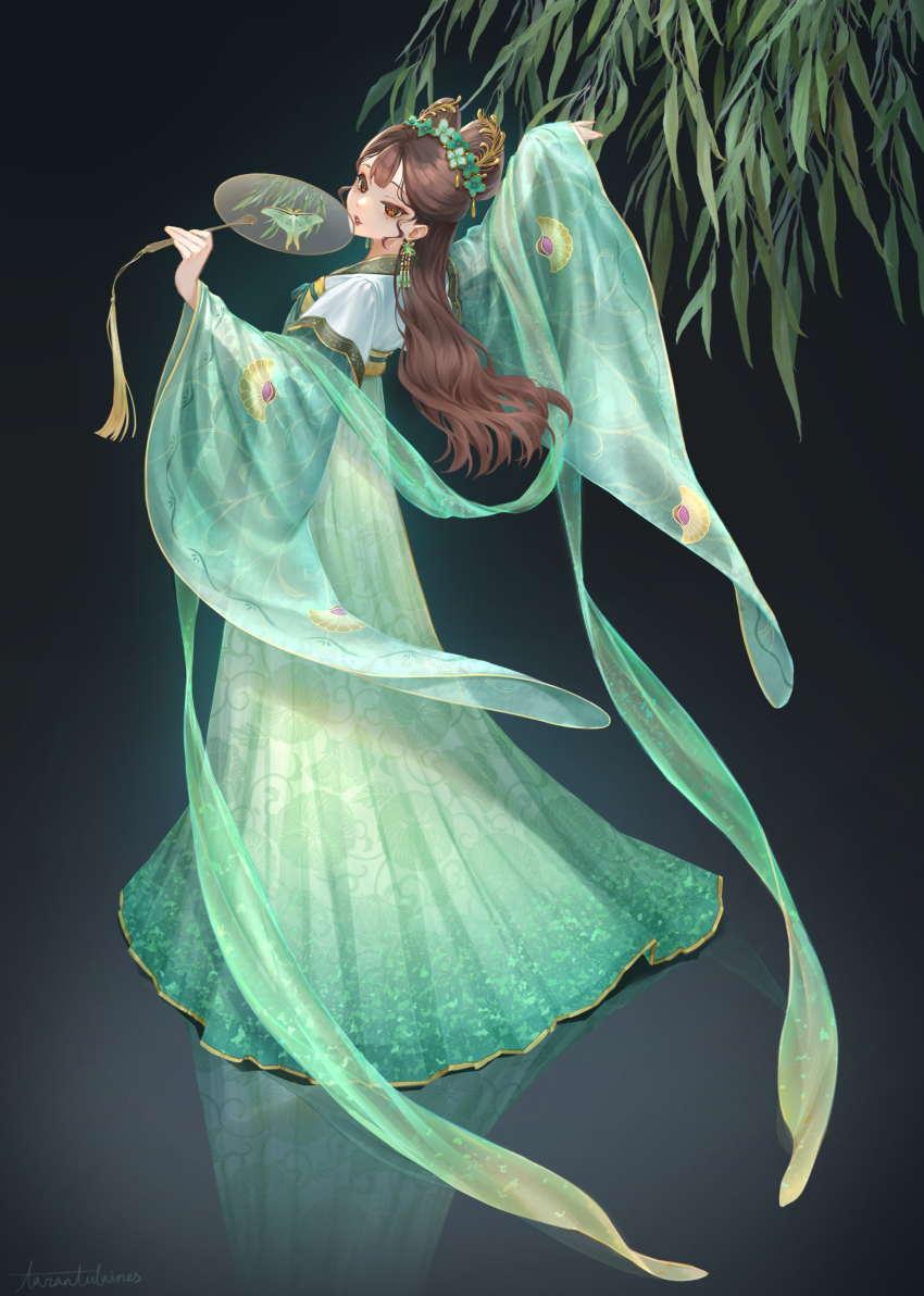 1girl absurdres banbi brown_eyes brown_hair chinese_clothes floating_hair green_hanfu green_shawl hanfu highres leaf long_hair long_sleeves looking_at_viewer looking_back mole mole_under_eye moth_print original personification qixiong_ruqun reflection tarantulaines tuanshan wavy_hair wide_sleeves