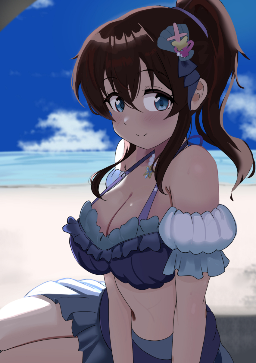 beach bikini blue_bikini blue_eyes blue_sky blush breasts brown_hair cleavage closed_mouth cloud cloudy_sky detached_sleeves dot_nose double-parted_bangs eyelashes frilled_bikini frills hair_ornament hair_over_shoulder highres horizon idolmaster idolmaster_million_live! idolmaster_million_live!_theater_days jewelry large_breasts light_smile long_hair looking_at_viewer navel necklace ocean official_alternate_costume outdoors pearl_necklace pisagi ponytail puffy_detached_sleeves puffy_sleeves satake_minako sitting sky swimsuit wavy_hair yokozuwari