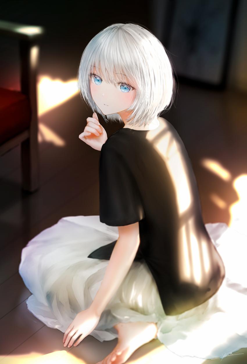 1girl absurdres barefoot black_shirt blush highres jizell light_blue_eyes looking_at_viewer md5_mismatch original parted_lips resolution_mismatch shirt short_sleeves sitting solo source_smaller sunlight t-shirt wariza white_hair