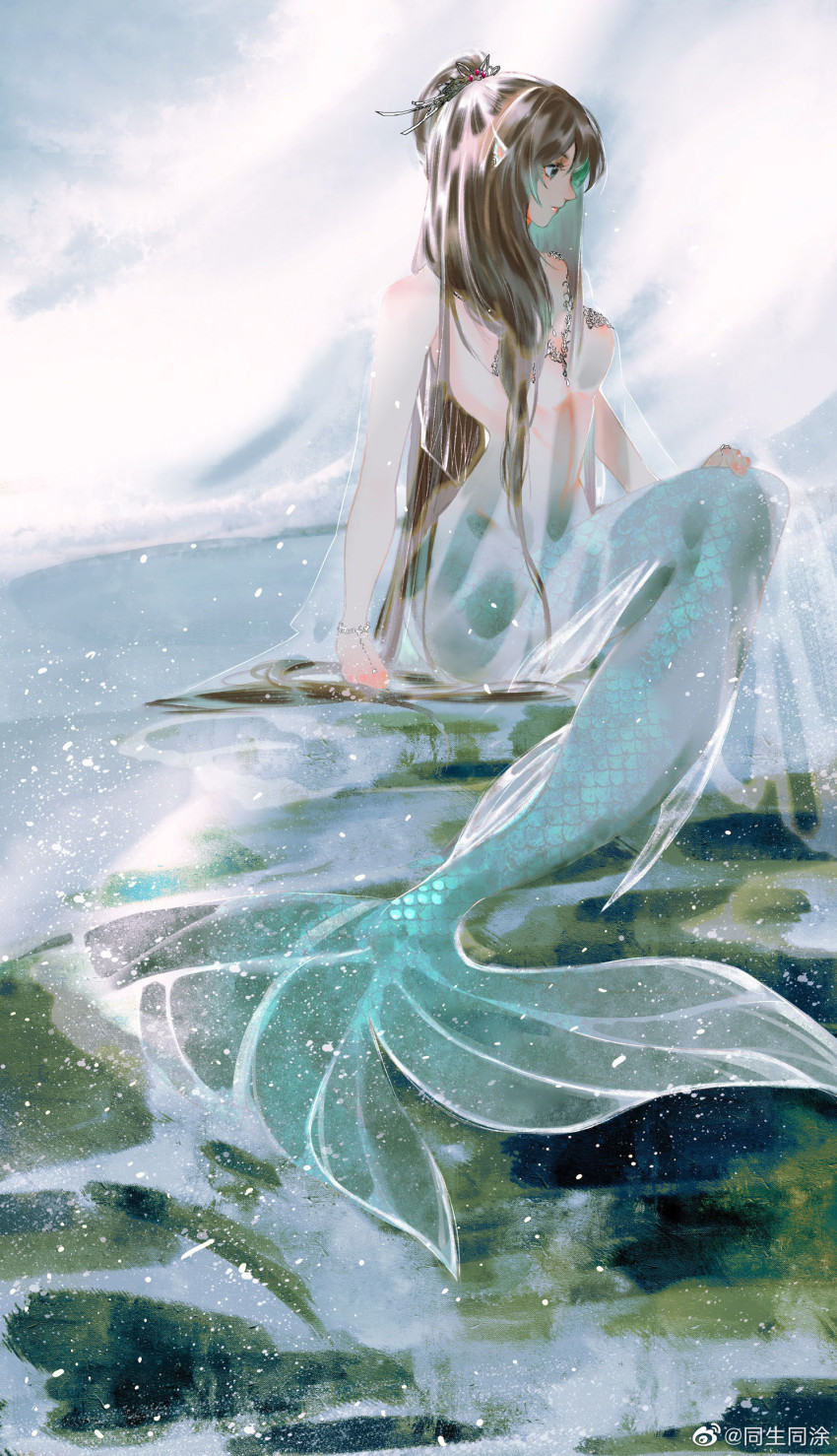 1girl absurdres bracelet brown_hair chi_lian_(qin_shi_ming_yue) from_side full_body hair_bun hair_ornament highres jewelry long_hair mermaid monster_girl qinshi_mingyue see-through_clothes sitting sky solo splashing tong_sheng_tong_tu water white_sky