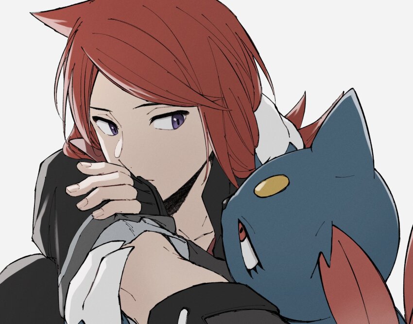 1boy black_gloves black_jacket closed_mouth commentary_request cowlick creatures_(company) eye_contact fingerless_gloves game_freak gen_2_pokemon gloves hand_up highres jacket long_hair looking_at_another male_focus mocollie nintendo official_alternate_costume pokemon pokemon_(creature) pokemon_masters_ex purple_eyes red_hair short_sleeves silver_(pokemon) silver_(sygna_suit)_(pokemon) simple_background sneasel white_background