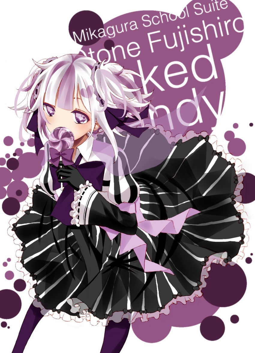 10s 1girl bad_id bad_pixiv_id black_gloves bow candy character_name female_focus food fujishiro_otone gloves hair_ribbon highres lollipop looking_at_viewer mikagura_gakuen_kumikyoku multicolored_hair purple_hair ribbon sekirara_candy_(vocaloid) simple_background skirt smile_(violet) solo twintails two-tone_hair vocaloid white_hair