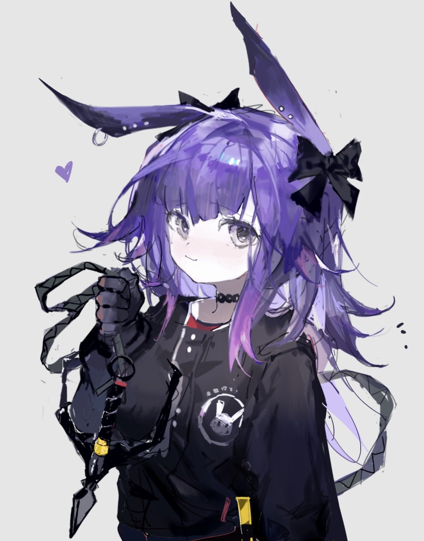 1girl animal_ear_piercing animal_ears arknights black_choker black_gloves black_jacket black_ribbon chinese_commentary choker closed_mouth commentary_request gloves grappling_hook grey_background grey_eyes hair_ribbon heart highres holding jacket long_hair long_sleeves purple_hair rabbit_ears rabbit_girl ribbon rope_(arknights) simple_background smile solo upper_body vihua6