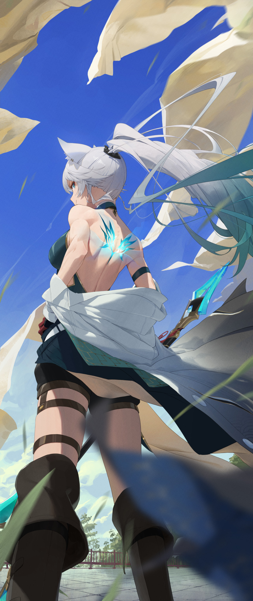 1girl 2525_lynn absurdres animal_ear_fluff animal_ears backless_outfit blue_sky breasts coat feixiao_(honkai:_star_rail) forehead_jewel fox_ears fox_girl gloves green_eyes high_ponytail highres honkai:_star_rail honkai_(series) jewelry large_breasts long_hair looking_at_viewer parted_bangs ponytail shirt simple_background sky smile solo very_long_hair white_hair