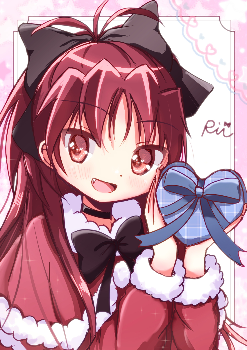 1girl bow christmas hair_bow long_sleeves mahou_shoujo_madoka_magica open_mouth ponytail red_eyes red_hair ringoo39 sakura_kyoko smile solo