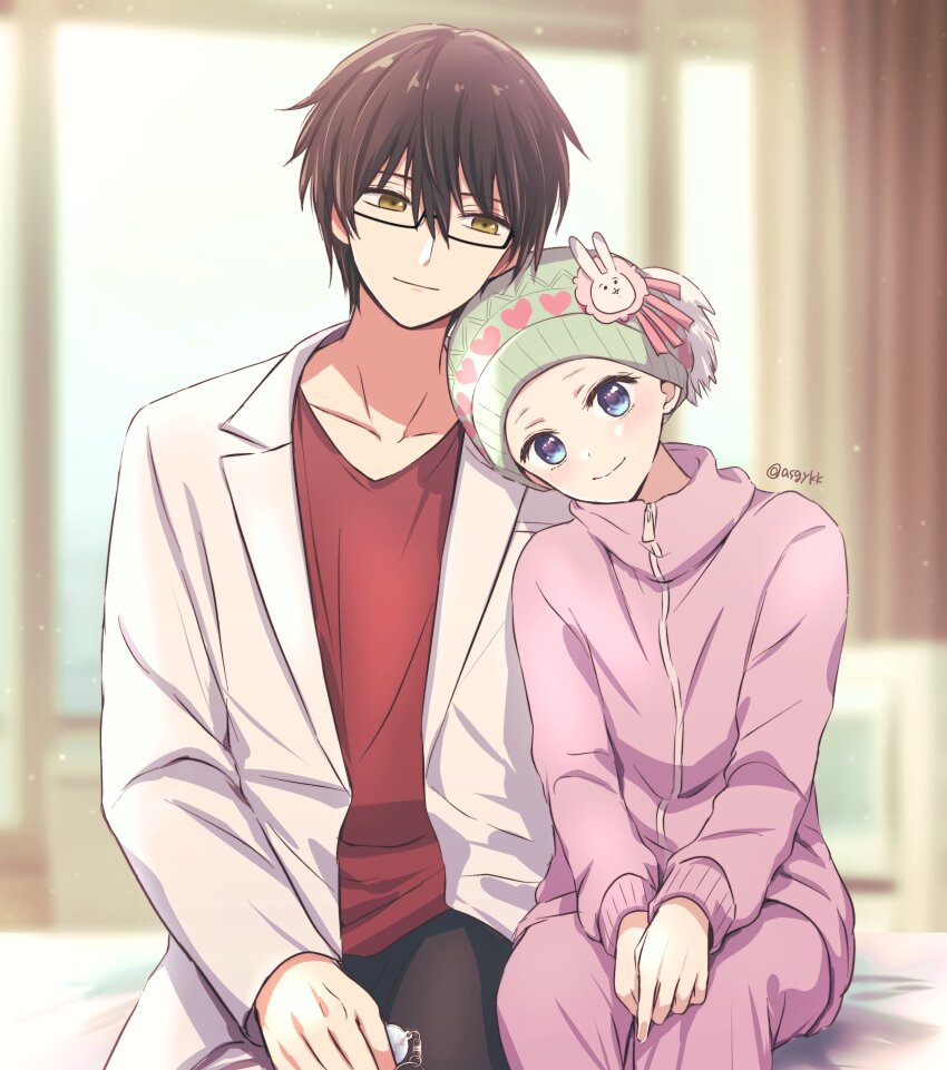 1boy 1girl absurdres amamiya_gorou asgykk black-framed_eyewear black_pants blue_eyes blurry blurry_background brown_hat closed_mouth commentary_request doctor feet_out_of_frame glasses green_hat hat highres holding indoors jacket lab_coat leaning_on_person long_sleeves looking_at_viewer looking_to_the_side open_clothes oshi_no_ko pants pink_jacket pink_pants red_shirt semi-rimless_eyewear shirt short_hair sitting smile t-shirt tendouji_sarina track_jacket under-rim_eyewear white_jacket yellow_eyes