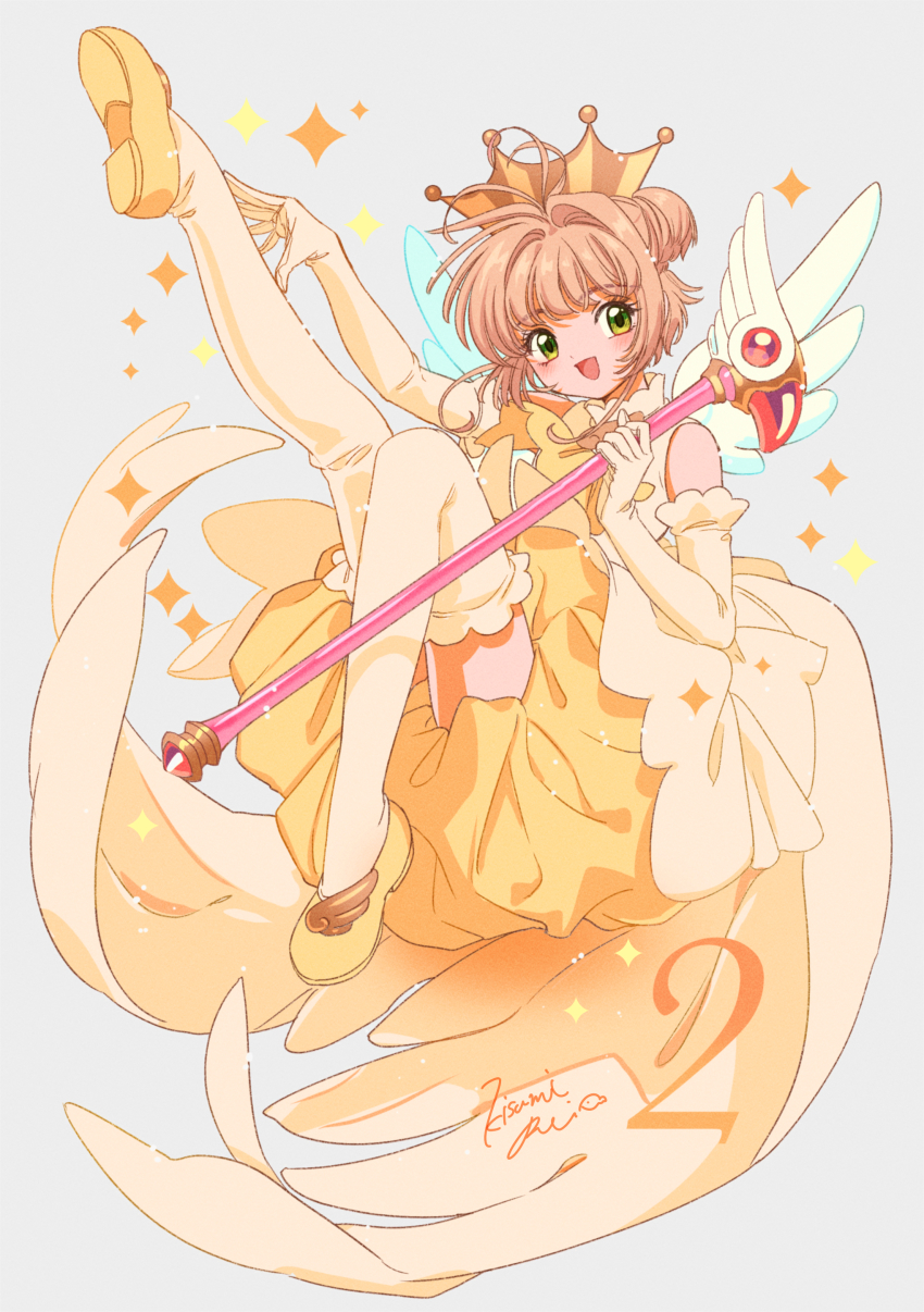 1girl absurdres angel_wings antenna_hair brown_hair cardcaptor_sakura crown dress gloves green_eyes hand_on_leg highres kinomoto_sakura kisumi_rei leg_up magical_girl open_mouth short_hair signature simple_background sleeveless sleeveless_dress smile solo sparkle staff thighhighs white_wings wings yellow_dress yellow_footwear yellow_gloves yellow_thighhighs