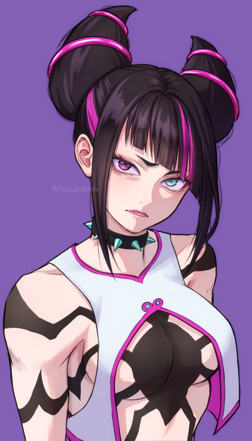 1girl artist_name black_hair blue_eyes breasts collar commentary hair_horns han_juri hepu2rabbits_(epuusa) heterochromia highres jewelry looking_at_viewer multicolored_hair purple_eyes short_hair solo spiked_collar spikes street_fighter street_fighter_6 symbol-only_commentary