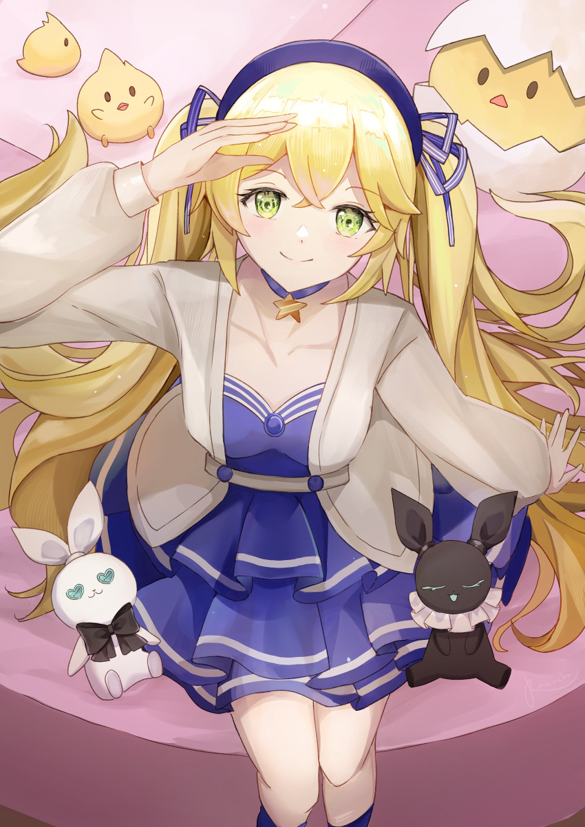 1girl absurdres bird black_bow black_bowtie blonde_hair blue_choker blue_dress bow bowtie breasts cardigan choker closed_mouth collarbone crossed_bangs dokibird_(vtuber) dokibird_(vtuber)_(retro_doki) dragoon_(dokibird) dress green_eyes grey_cardigan hair_ornament highres indie_virtual_youtuber long_hair neck_ruff raisins_(raisinshx) sitting smile star_(symbol) star_hair_ornament twintails virtual_youtuber