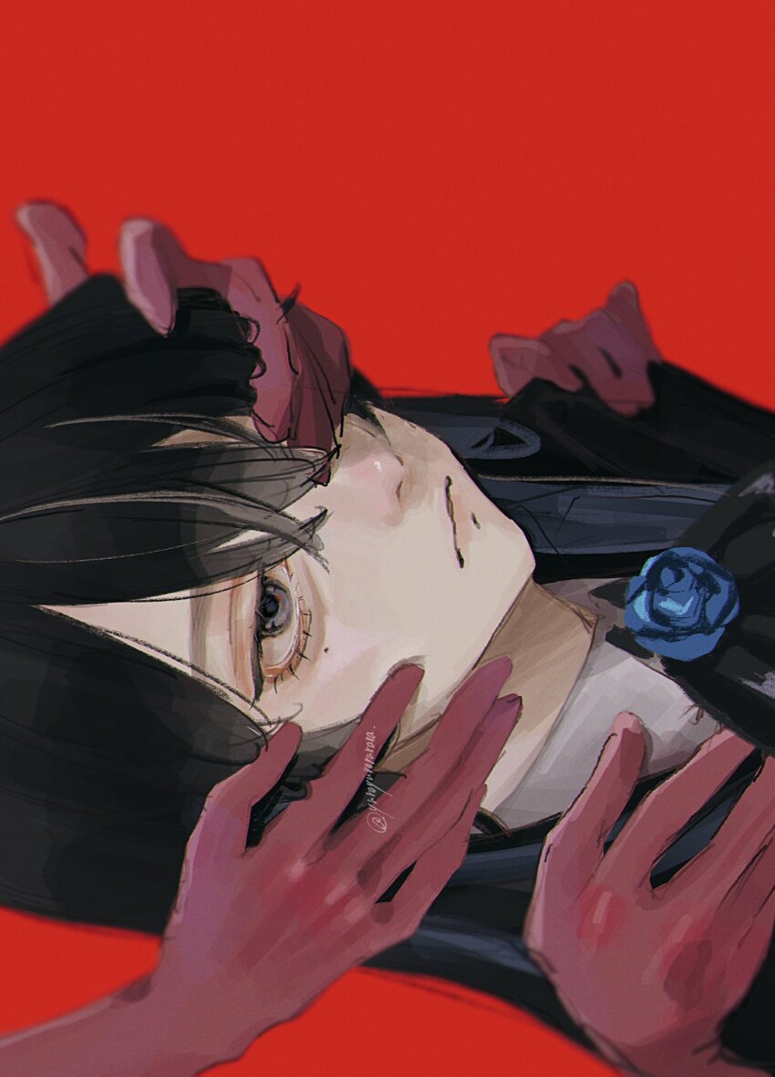 1girl 2others ado_(utaite) black_bow black_bowtie black_eyes black_hair blue_flower blue_rose bow bowtie chando_(ado) closed_mouth commentary_request flower flower_brooch hair_between_eyes highres mole mole_under_eye multiple_others red_background rose sideways simple_background twitter_username upper_body utaite yurosuke