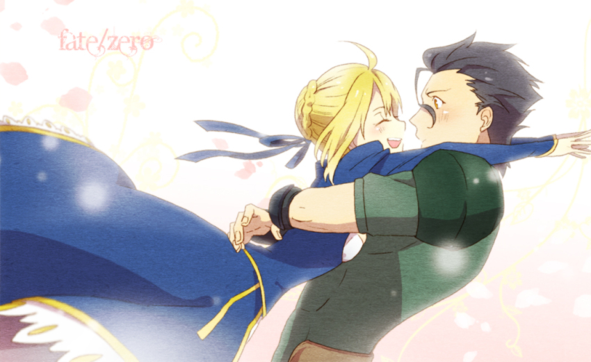 1boy 1girl ahoge artoria_pendragon_(all) artoria_pendragon_(fate) bad_id bad_pixiv_id black_hair blonde_hair diarmuid_ua_duibhne_(lancer)_(fate) fate/zero fate_(series) hair_bun hetero imminent_hug noah_(livas) noah_0628 saber_(fate) single_hair_bun yellow_eyes