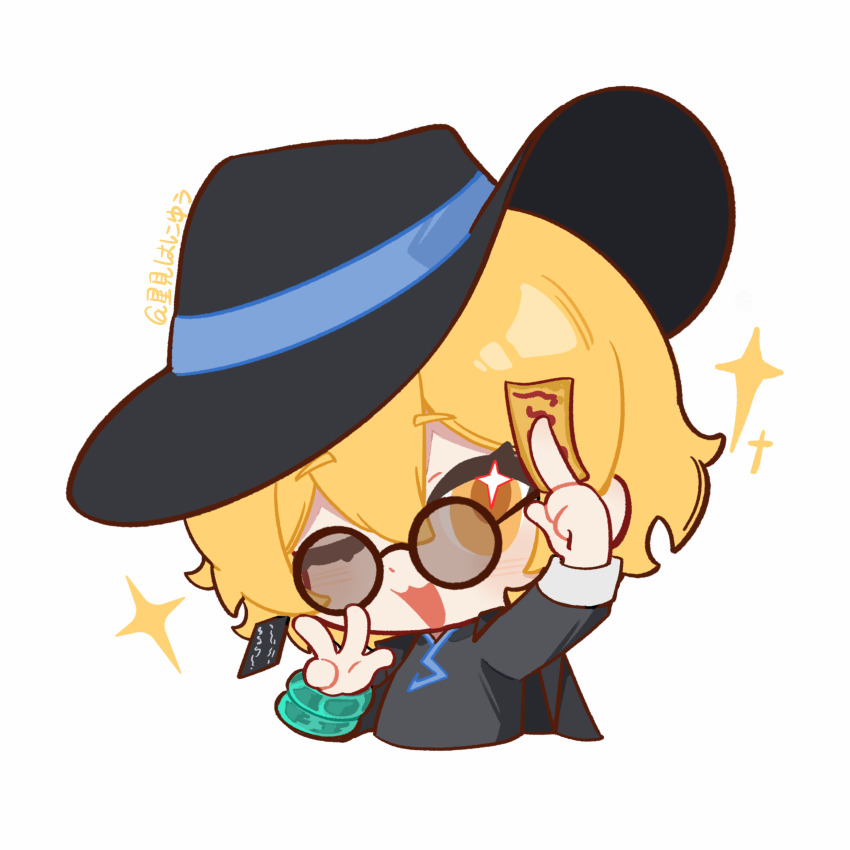 1girl :3 :d ;d absurdres black_hat blonde_hair bracelet chibi don_quixote_(project_moon) eastern_cinq_association_(identity)_(project_moon) hat highres jewelry limbus_company miliniboxx one_eye_closed open_mouth orange_eyes project_moon round_eyewear simple_background smile solo sparkle sunglasses upper_body w white_background