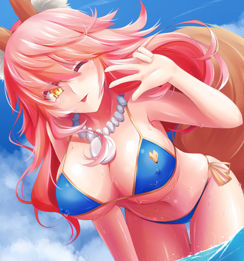 1girl ;p ahsiu animal_ears bare_arms bare_shoulders bent_over bikini blue_bikini blue_sky breasts cleavage closed_mouth covered_erect_nipples day fate/grand_order fate_(series) female_focus fox_ears fox_tail hair_between_eyes head-mounted_display head_tilt highres jewelry large_breasts looking_at_viewer navel necklace one_eye_closed orange_ribbon pendant pink_hair ribbon side-tie_bikini_bottom sky solo sparkle string_bikini swimsuit tail tamamo_(fate) tamamo_no_mae_(fate/extra) tamamo_no_mae_(swimsuit_lancer)_(fate) thigh_gap tongue tongue_out utau w wading water water_drop yellow_eyes