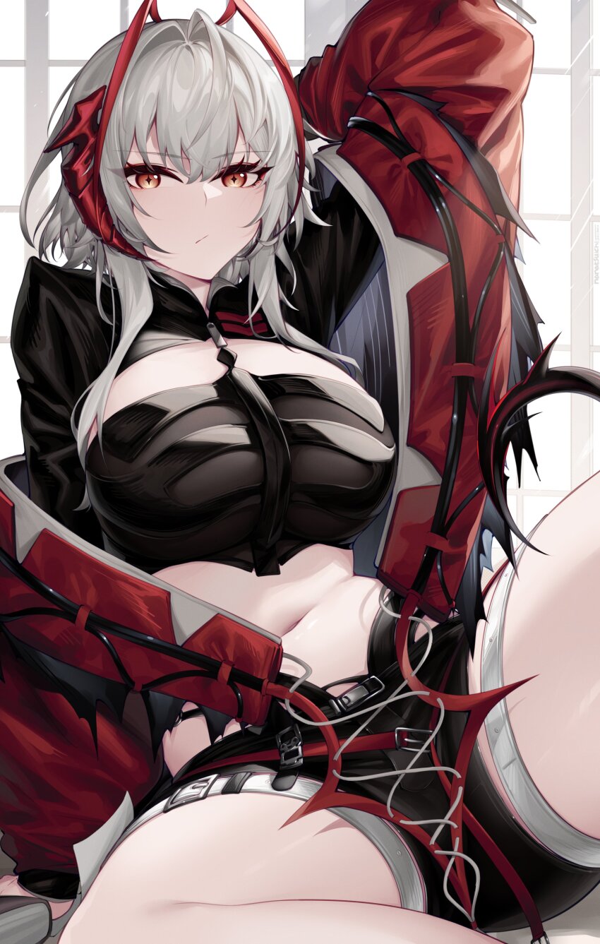 1girl absurdres arknights arm_up black_shirt black_shorts breasts cleavage_cutout clothing_cutout crop_top grey_hair hair_intakes highres horns long_hair looking_at_viewer midriff nanatsuichi navel orange_eyes shirt short_shorts shorts solo stomach thigh_strap thighs w_(arknights) wis&#039;adel_(arknights)