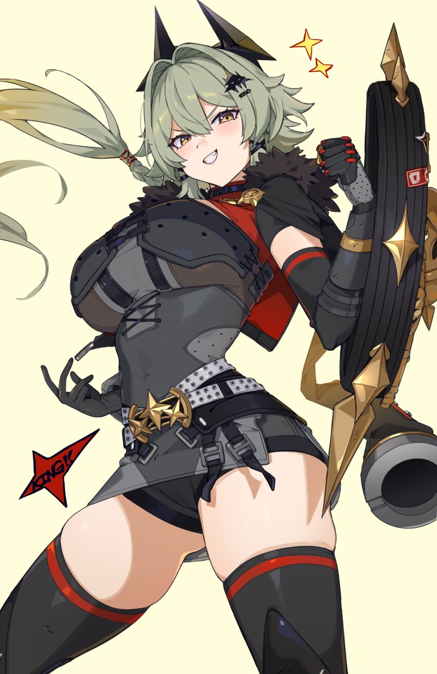 1girl absurdres arm_out_of_sleeve arm_shield awe_(adorableduckyy) belt black_dress black_gloves black_horns black_jacket black_shorts black_thighhighs breasts caesar_king_(zenless_zone_zero) cowboy_shot dress fur-trimmed_jacket fur_trim gloves green_hair grin hair_between_eyes hair_intakes hair_ornament highres horns jacket large_breasts light_blush long_hair looking_at_viewer ponytail prosthesis prosthetic_arm short_dress shorts simple_background smile solo thighhighs thighs v-shaped_eyebrows white_belt yellow_background yellow_eyes zenless_zone_zero