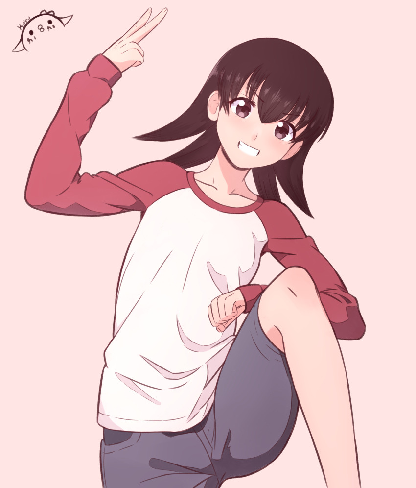 1girl absurdres azumanga_daiou blue_shorts brown_eyes brown_hair grin hand_up highres knee_up kurumimi_birb leg_lift looking_at_viewer red_sleeves shirt shorts smile solo takino_tomo two-tone_shirt v white_shirt