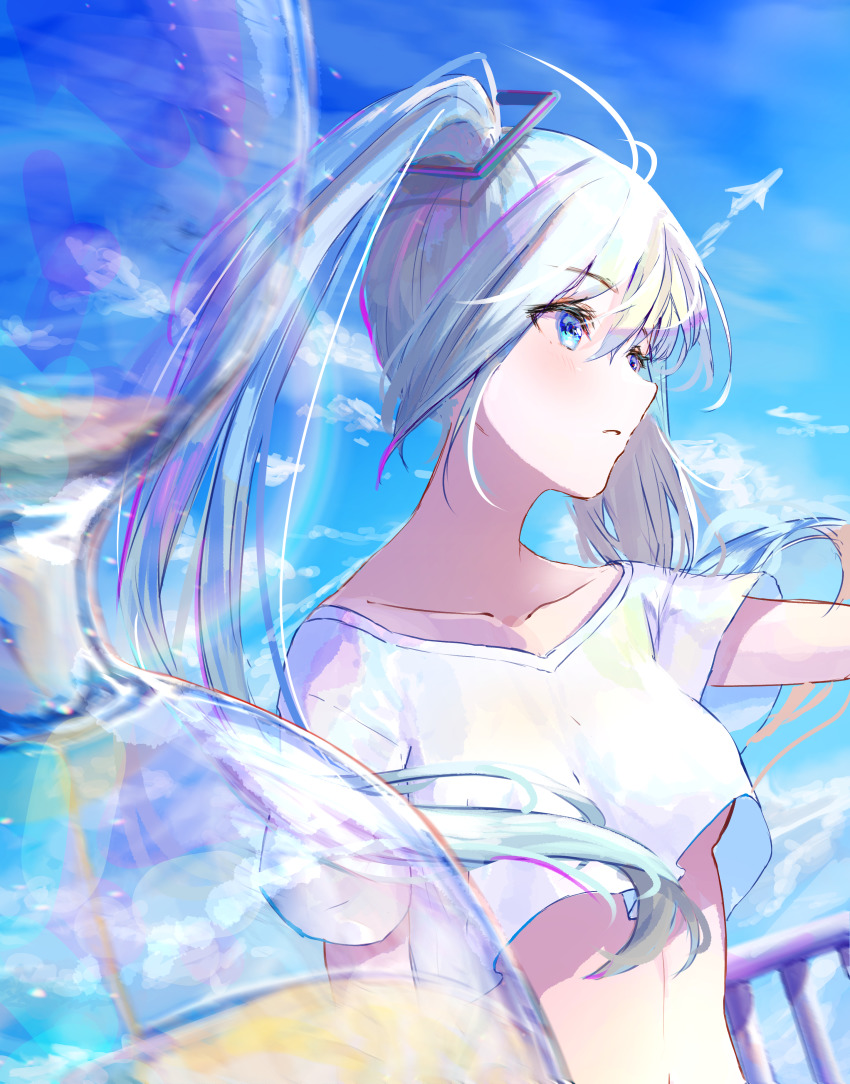 1girl absurdres blue_eyes blue_sky breasts collarbone crop_top day floating_hair hair_between_eyes hatsune_miku highres long_hair midriff outdoors parted_lips rei_(farta_litia) shirt short_sleeves silver_hair sketch sky small_breasts solo stomach twintails underboob upper_body very_long_hair vocaloid white_shirt