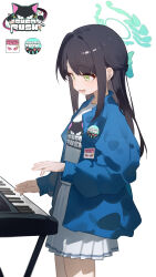 1girl absurdres airi_(band)_(blue_archive) airi_(blue_archive) black_hair blue_archive blue_jacket blush bow eco_376124 hair_bow half_updo halo highres instrument jacket keyboard_(instrument) logo long_hair long_sleeves music playing_instrument pleated_skirt print_shirt shirt simple_background skirt smile solo standing very_long_hair white_background white_shirt white_skirt 