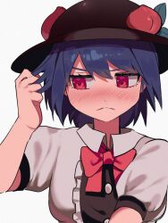  &gt;:( 1girl alternate_hair_length alternate_hairstyle averting_eyes black_hat blue_hair blush bow buttons closed_mouth collared_shirt commentary_request embarrassed food frills fruit full-face_blush hamadain_000 hat hinanawi_tenshi holding holding_own_hair leaf peach puffy_sleeves red_bow red_eyes shirt short_hair short_sleeves sleeve_cuffs solo touhou upper_body v-shaped_eyebrows white_background white_shirt 