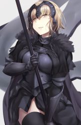  1girl armor armored_dress black_gloves black_thighhighs blonde_hair breasts cape chain cowboy_shot elbow_gloves fate/grand_order fate_(series) faulds flag fur_trim gauntlets gloves grin hair_between_eyes headpiece highres hiromochi_(hiro39ra1) holding holding_flag jeanne_d&#039;arc_(fate) jeanne_d&#039;arc_alter_(avenger)_(fate) jeanne_d&#039;arc_alter_(avenger)_(first_ascension)_(fate) jeanne_d&#039;arc_alter_(fate) large_breasts looking_at_viewer parted_lips pink_lips short_hair smile solo teeth thighhighs upper_body yellow_eyes 
