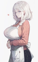  1girl blue_eyes breasts kurono_mitsuki large_breasts long_sleeves looking_at_viewer original simple_background smile solo standing white_hair  rating:Sensitive score:9 user:victusr34