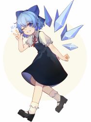  1girl absurdres artist_name black_footwear blue_bow blue_eyes blue_hair bow cirno commentary dress frilled_sleeves frills full_body grey_dress grin hair_bow hand_up highres ice ice_wings looking_at_viewer mary_janes neck_ribbon one_eye_closed pinafore_dress puffy_short_sleeves puffy_sleeves red_ribbon ribbon shirt shoes short_sleeves sleeveless sleeveless_dress smile socks solo touhou user_knyy7527 w white_shirt white_socks wings 