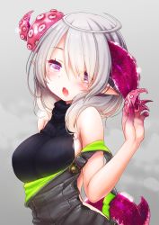 1girl absurdres ahoge bare_arms bare_shoulders blush breasts claws commentary_request eyes_visible_through_hair fang fingernails grey_background grey_hair hair_over_one_eye head_tilt highres horizontal_pupils horn_grab horns kuromaru9 large_breasts looking_at_viewer medium_hair off_shoulder open_mouth original overalls pointy_ears purple_eyes ribbed_sweater sharp_fingernails simple_background sleeveless solo suction_cups sweater sweater_vest tail tentacles turtleneck turtleneck_sweater upper_body rating:Sensitive score:12 user:danbooru