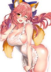1girl animal_ear_fluff animal_ears apron blush breasts cleavage fate/extra fate_(series) fox_ears fox_girl hair_between_eyes hand_in_own_hair highres kawai_(purplrpouni) large_breasts long_hair looking_at_viewer naked_apron pink_hair simple_background solo tamamo_(fate) tamamo_no_mae_(fate/extra) thighs valentine white_background yellow_eyes rating:Questionable score:26 user:danbooru