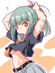  1girl ? arms_up artist_logo belt black_shirt blue_eyes breasts commentary_request crop_top crop_top_overhang dated green_hair green_skirt holding holding_own_hair kantai_collection kutone_shirika looking_at_viewer medium_breasts midriff mouth_hold neckerchief orange_neckerchief pleated_skirt ponytail rubber_band sailor_collar sailor_shirt shirt skirt solo underboob upper_body yuubari_(kancolle) yuubari_kai_ni_(kancolle) 