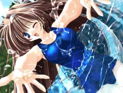  1girl ;d blue_eyes brown_hair chain-link_fence day dutch_angle fence game_cg happy light_rays long_hair looking_at_viewer one-piece_swimsuit one_eye_closed open_mouth outdoors outstretched_arms partially_submerged pool pov school_swimsuit sharifura slow_step_~hajimete_no_ren&#039;ai~ smile solo splashing standing sunbeam sunlight swimsuit thigh_gap wink 