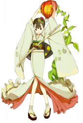 1girl fakepucco japanese_clothes katana kimono sandals shirasaya smile sword tabi weapon zori zouri