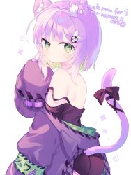  1girl animal_ear_fluff animal_ears arm_up ass bare_shoulders bow cat_ears cat_girl cat_tail commission from_side green_eyes green_hair hair_ornament hairclip highres jacket komomo_(2899) long_sleeves looking_at_viewer looking_back multicolored_hair off_shoulder original purple_hair purple_jacket short_hair signature simple_background skeb_commission sleeves_past_fingers sleeves_past_wrists solo strap_slip tail tail_bow tail_ornament two-tone_hair white_background 