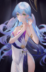  1girl absurdres adjusting_earrings armlet armpit_crease bare_shoulders black_background black_choker blue_hair breasts choker cleavage cowboy_shot dress earrings feather_boa floating_hair green_eyes hair_between_eyes head_wings highres honkai:_star_rail honkai_(series) jewelry long_hair looking_at_viewer medium_breasts parted_lips robin_(honkai:_star_rail) shei99 side_slit solo stage_curtains strapless strapless_dress two-tone_dress very_long_hair white_dress white_wings wings 