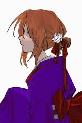  1girl back_bow bow closed_mouth flower fuluola_xiaoyao hair_flower hair_ornament hair_ribbon highres japanese_clothes kimono kotohime_(touhou) long_sleeves orange_hair purple_kimono red_bow red_eyes red_ribbon ribbon rose simple_background solo touhou touhou_(pc-98) upper_body white_background white_flower white_rose 