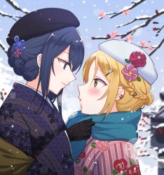  1_rt_de_nakawarui_nonke_joshi-tachi_ga_1-byou_kiss_suru 2girls adjusting_another&#039;s_clothes adjusting_scarf beret black_gloves black_headwear blonde_hair blue_eyes blue_hair blue_scarf blush braid closed_mouth commentary_request earclip floral_print_kimono flower from_side fukuroumori gloves hair_flower hair_ornament hairclip hat highres japanese_clothes kimono looking_at_another multiple_girls outdoors pink_kimono purple_kimono scarf short_hair sidelocks snow snowing white_headwear yellow_eyes yuri 