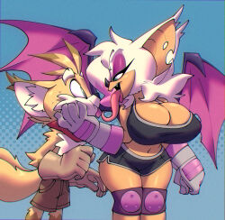  1boy 1girl age_difference animal_ears animal_nose bare_shoulders bat_ears bat_girl bat_wings bigdad blue_background breasts cleavage commentary cowboy_shot elbow_gloves english_commentary eyeshadow fang furry furry_female furry_male gloves green_eyes hands_on_another&#039;s_face highres interspecies large_breasts looking_at_another makeup midriff multiple_tails navel onee-shota open_mouth orange_fur purple_eyeshadow rouge_the_bat short_hair short_shorts shorts simple_background sonic_(series) sweat tail tails_(sonic) thick_thighs thighs tongue tongue_out white_fur white_gloves white_hair wings  rating:Sensitive score:48 user:danbooru