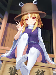  1girl :o arm_at_side blonde_hair blush box brown_hat commentary_request day donation_box eyelashes feet full_body hair_between_eyes hair_ribbon hand_up hat highres kisaragi_koushi knee_up legs long_sleeves looking_at_viewer medium_hair moriya_suwako no_shoes open_mouth outdoors parted_bangs purple_skirt purple_vest pyonta red_ribbon ribbon shirt sidelocks sitting skirt soles solo straight_hair thighhighs toes touhou tress_ribbon tsurime turtleneck vest w white_shirt white_thighhighs wide_sleeves yellow_eyes 