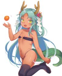  1girl aqua_hair bandeau bare_arms bare_shoulders bikini black_bandeau black_bikini black_footwear boots commentary_request cowboy_shot dark-skinned_female dark_skin dragon_girl dragon_horns dragon_tail fangs female_focus flat_chest floating food fruit highres horns leg_up levitation loli long_hair looking_at_viewer maki_(natoriumu) mandarin_orange o-ring o-ring_bikini o-ring_top open_mouth original parted_bangs simple_background smile solo standing standing_on_one_leg swimsuit tail thigh_boots very_long_hair white_background yellow_eyes 