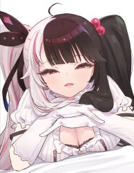  1girl black_hair black_ribbon blush bow breasts cleavage dated dress gloves hair_bow hair_ribbon half-closed_eyes large_breasts long_hair looking_at_viewer multicolored_hair nijisanji own_hands_together parted_lips pink_hair red_eyes ribbon short_sleeves signature simple_background solo split-color_hair streaked_hair tomamatto upper_body very_long_hair virtual_youtuber white_background white_dress white_gloves white_hair yorumi_rena 
