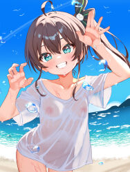  1girl ahoge aqua_eyes arms_up beach blue_eyes breasts brown_hair collarbone covered_erect_nipples dongchuan hair_ornament highres hololive natsuiro_matsuri navel nipples ocean outdoors see-through see-through_shirt shirt side_ponytail small_breasts smile solo t-shirt teeth virtual_youtuber wet wet_clothes wet_shirt 